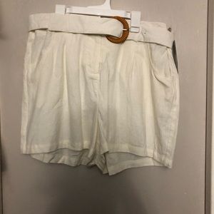 Adyson Parker size XL cloud white shorts